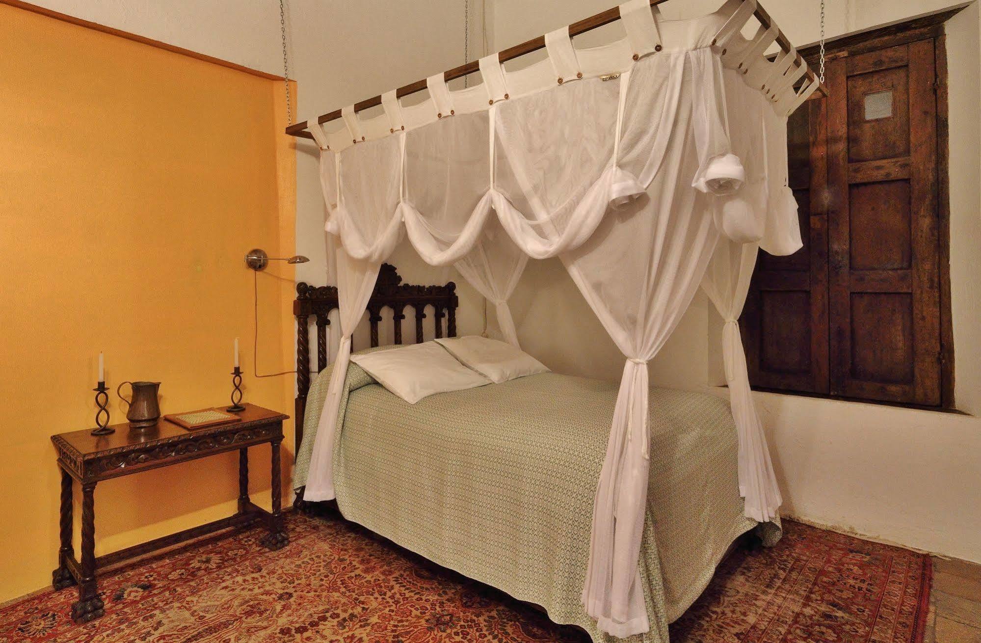 Parador-Museo Santa Maria Ла-Тринитария Экстерьер фото